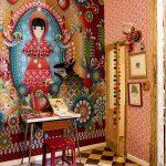 Classic-Russian-design-influences-and-art-make-a-big-impact-in-this-small-Barcelona-home-workspace-98104